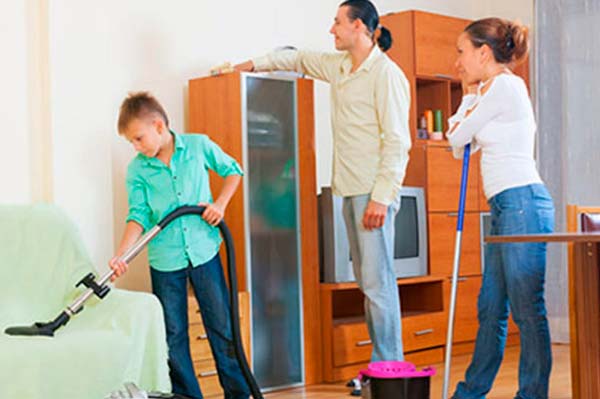 enseñar a los niños a limpiar su habitación